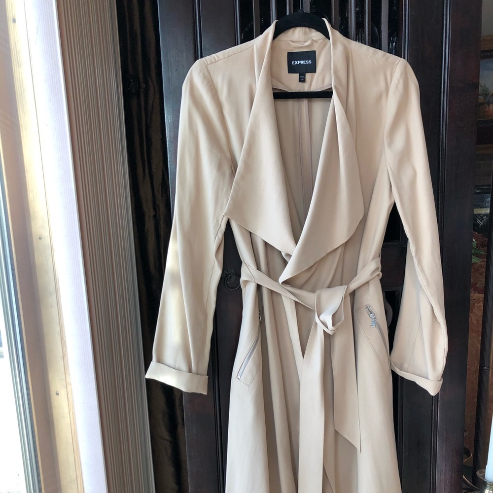 Light weight over jacket